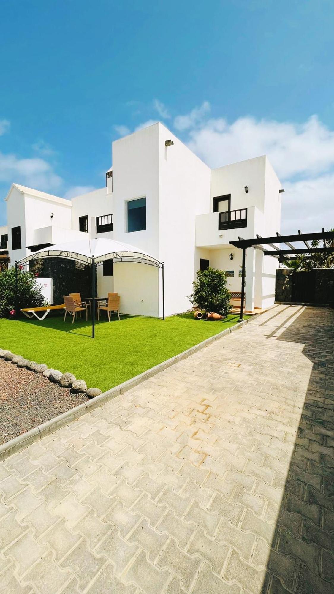 Lovely Villa Kiluka Heated Pool Playa Blanca  Buitenkant foto
